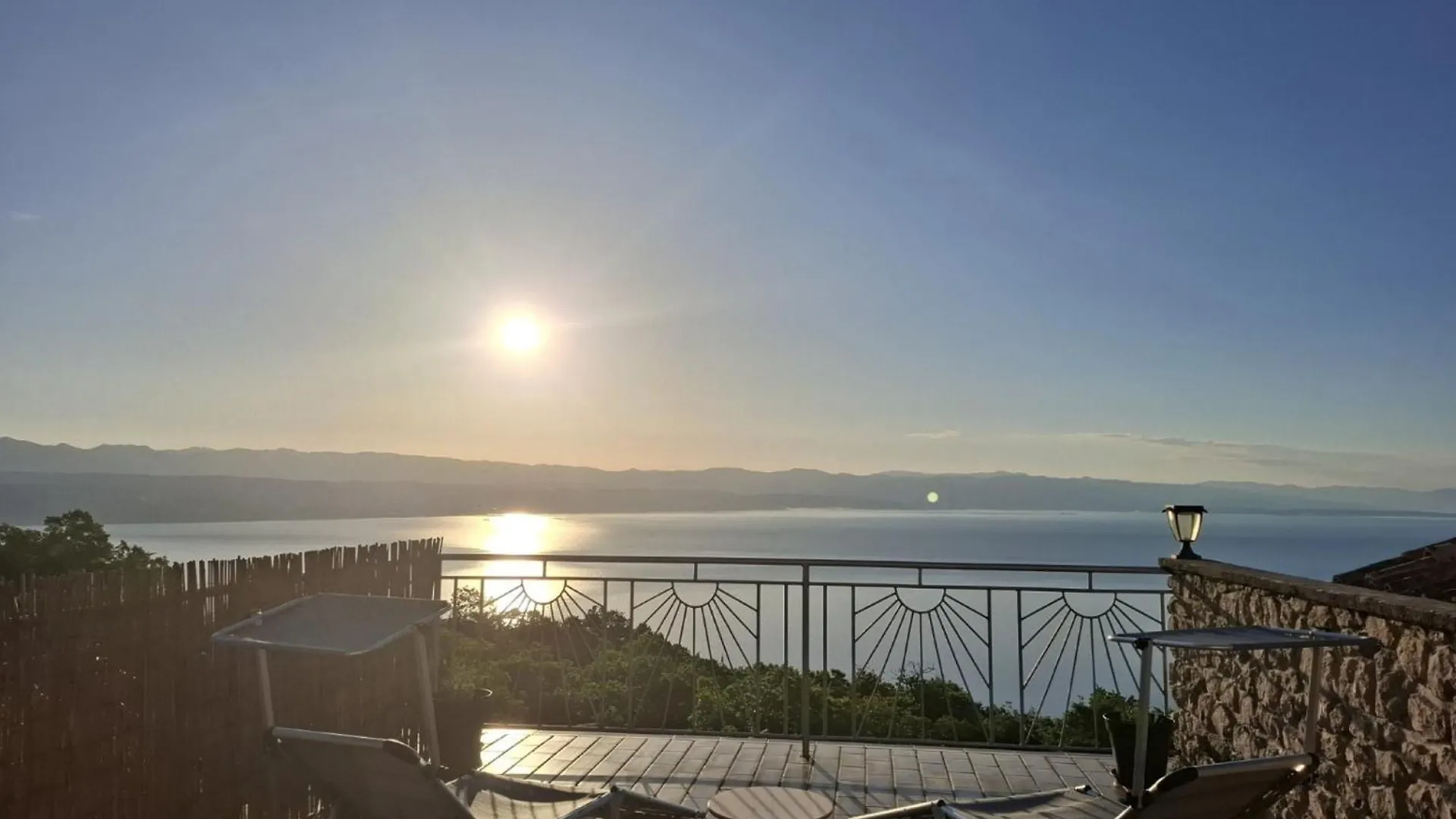 Apartment Tami With Sea View Lovran